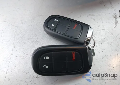 2019 Jeep Cherokee Altitude Fwd из США, поврежденный, VIN 1C4PJLLX9KD286027